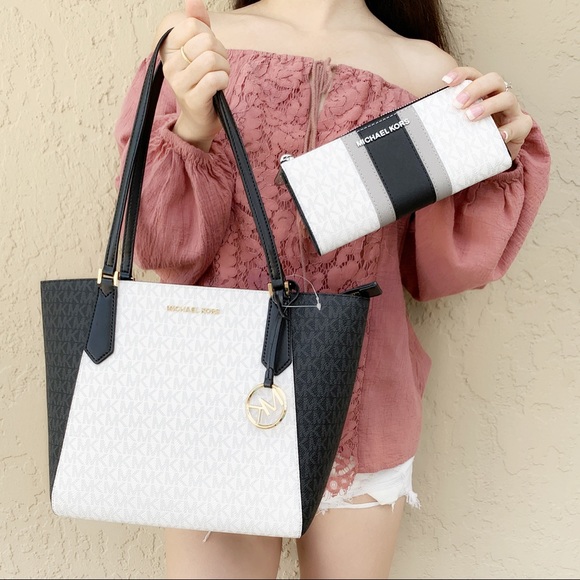 Gaby’sBags👜💕-NWT Michael Kors Tote Signature MK - Picture 2 of 8